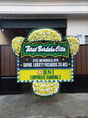 Papan Bunga Duka di Murni