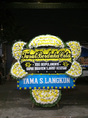 Papan Bunga Duka di Murni